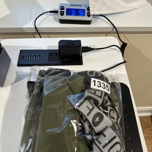 Figs Sports Bra Lot of 3 Large 2 green 1 Black Performance Underscrub Wireless - Picture 13 of 14